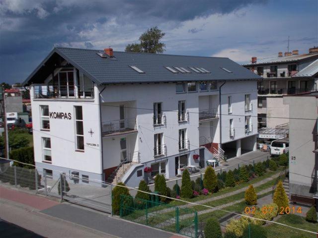 Kompas Jastrzebia Gora Bagian luar foto