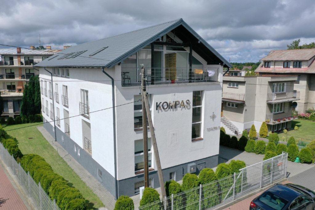 Kompas Jastrzebia Gora Bagian luar foto