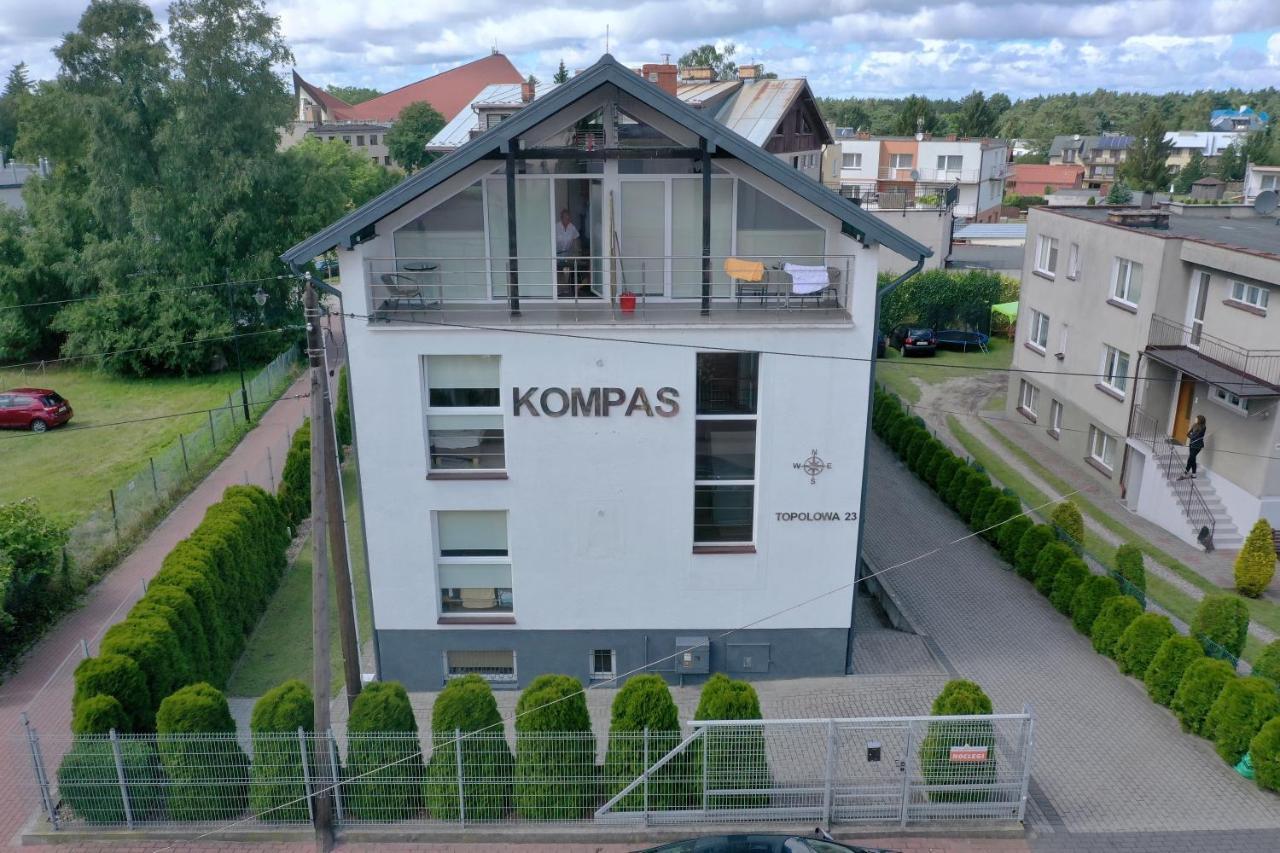 Kompas Jastrzebia Gora Bagian luar foto